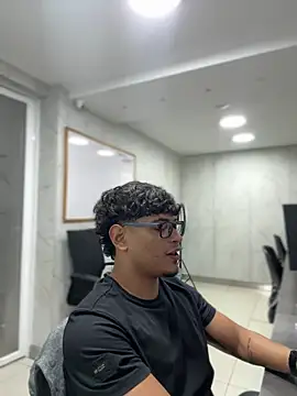 alekzamo's Webcam Show