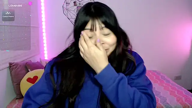 EllieMoonX's Live XXX Chat