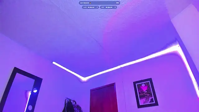 YourGirlfriendsFavorite's Live XXX Chat