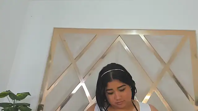 Онлайн чат XXX Gabycutee
