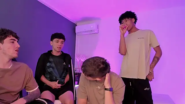 Онлайн чат XXX Handsomeboyss19