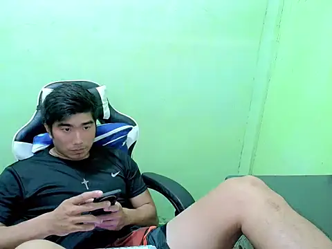 Hunkfireman 现场XXX聊天
