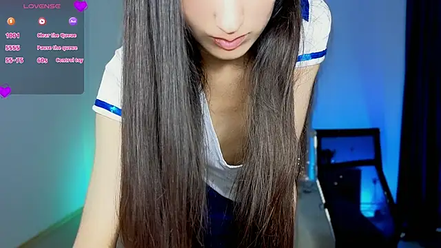 Show modela Kitty_mi1a na web-kameri