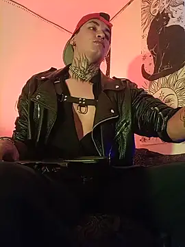XXX chat uživo modela AlecBanne_