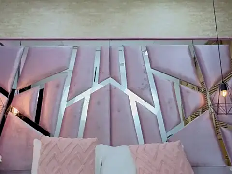 Онлайн чат XXX Velvet_Luxx