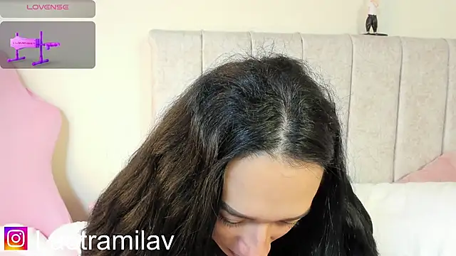 دردشة MilaVelour الجنسية المباشرة