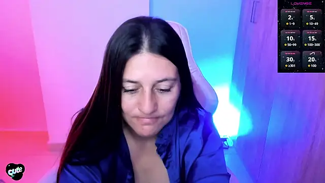 Saskyaa Chat XXX live