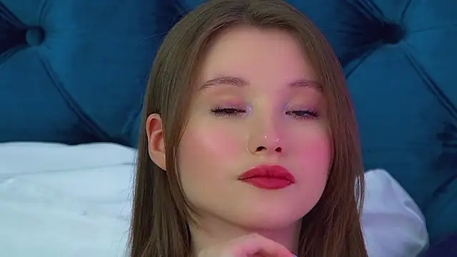 Chat XXX en directo de KeiraAsti