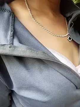 Heryy_xx's Live XXX Chat
