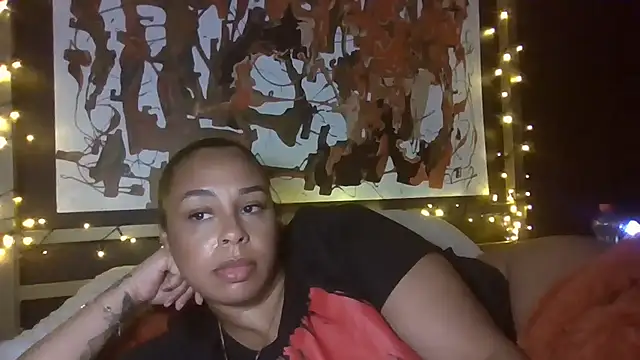 Chat XXX en directo de BigBootyJaydaxo