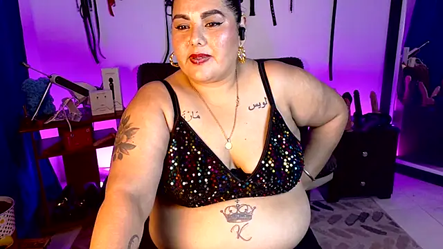 Chat +18 de AndreaKinky ao vivo