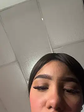 Isa_volkov Adlı Modelin Canlı XXX Sohbeti