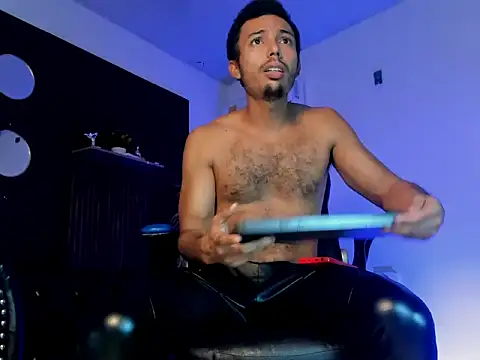 TitoBell Live XXX Chat
