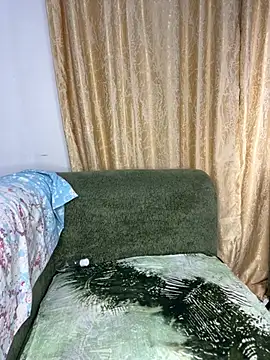 دردشة PrettyNaughty_ الجنسية المباشرة