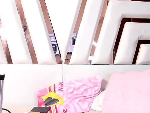 MiaKleinX 라이브 XXX 채팅