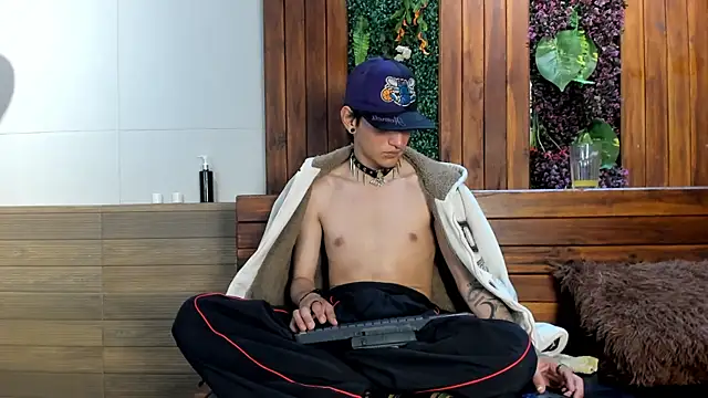 XXX chat uživo modela Angel_Marzel_