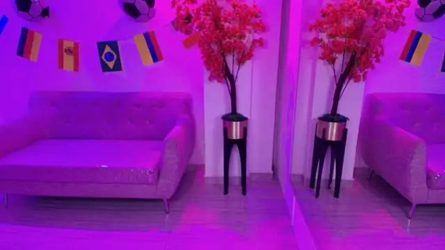 Anie_johnson Chat XXX in diretta