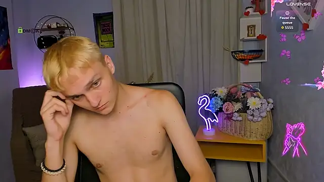 XXX chat uživo modela john_lik