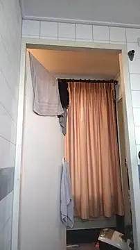 Gigolobigcock24cm's Live XXX Chat