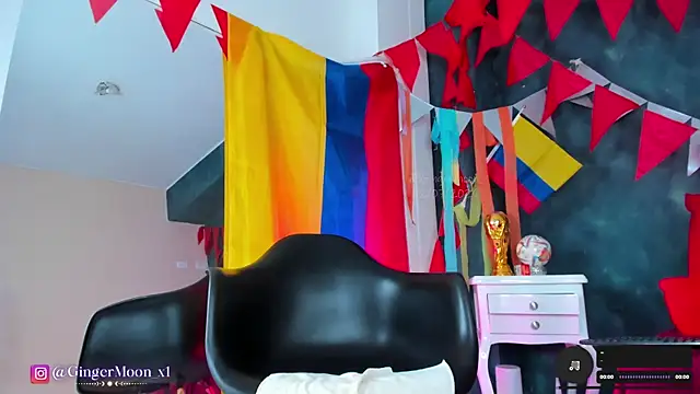 Chat XXX en directo de GingerMoon_