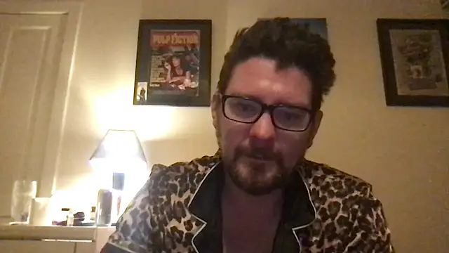 Chatroom XXX en direct de Missunderstood82