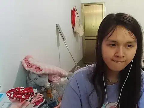 RebelAura Live XXX-chat
