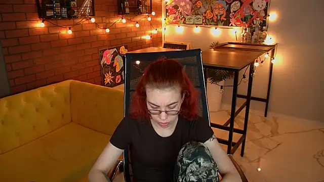 SeraphineDuskryn Adlı Modelin Canlı XXX Sohbeti