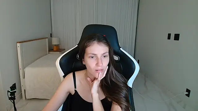 upssnowy Adlı Modelin Canlı XXX Sohbeti