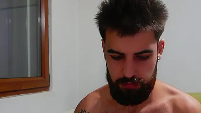 دردشة HairyRobxxx الجنسية المباشرة