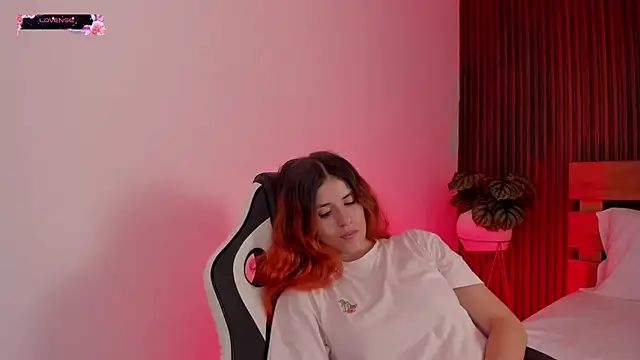 alliss_ginger_ Adlı Modelin Canlı XXX Sohbeti