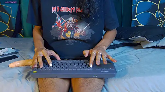 maxi_max0 Chat XXX in diretta