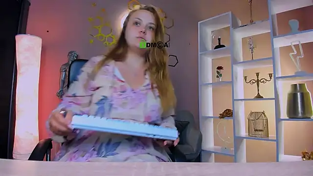 keri_ti Chat XXX live