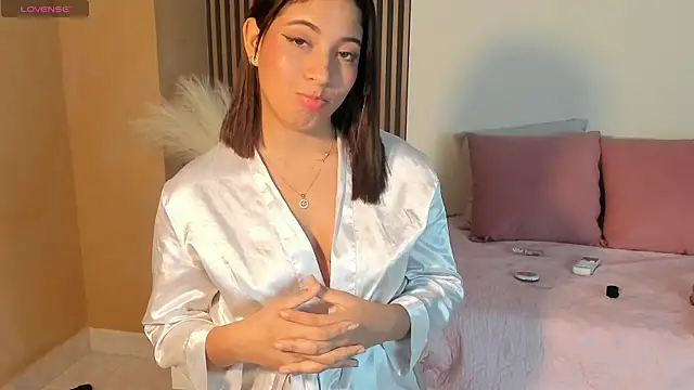 Онлайн чат XXX Holy_Lux