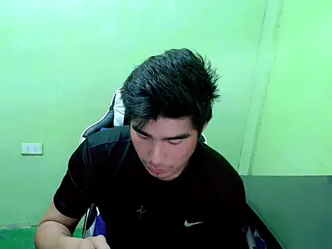Hunkfireman 现场XXX聊天