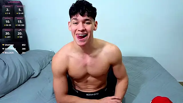 Luke_Muscle XXX чат на живо
