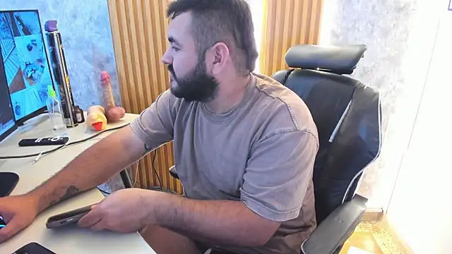 max_river_ – Naživo XXX chat