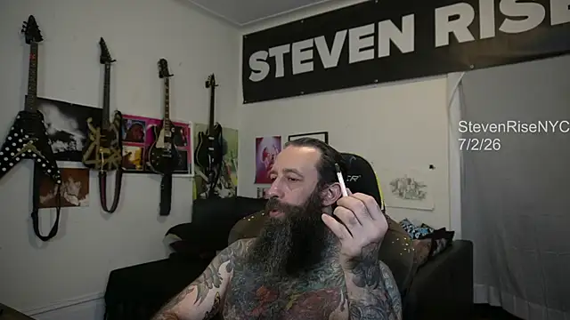 הופעת וובקאם של StevenRiseNYC