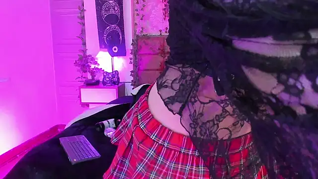 Vickmoon Live XXX-Chat