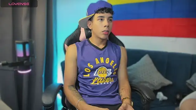 Chat XXX ao vivo de andy_cute22