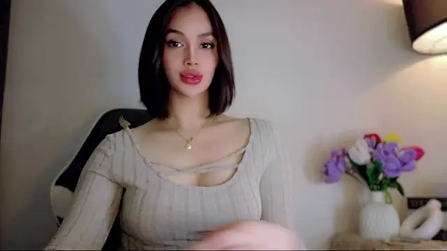 Anna_HollyDoll Chat XXX in diretta