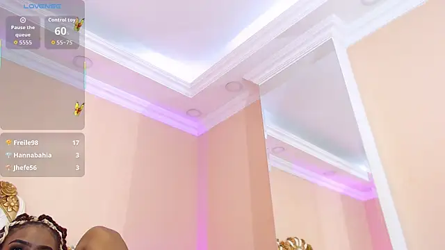 Онлайн чат XXX LissaTaylors