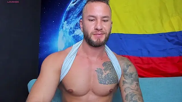 Pokazy przed kamerką – delessandro_world