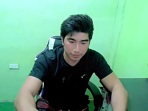 HunkfiremanのライブXXXチャット