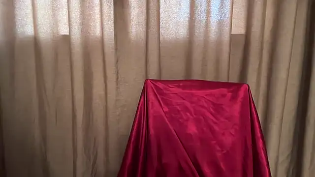 Chat +18 de Francesca_Tes ao vivo