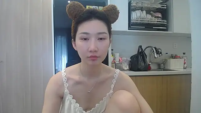 Chat +18 de Asiagirll ao vivo