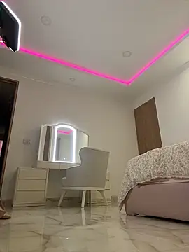 Chat +18 de MissBecka_ ao vivo