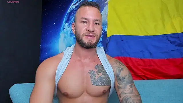 delessandro_world Show in webcam