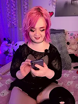 Angel-Lewd-Cake Adlı Modelin Canlı XXX Sohbeti