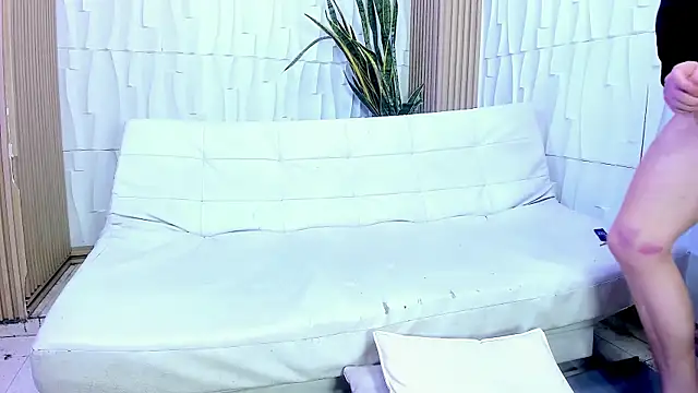AmazingPartys 即時 XXX 聊天