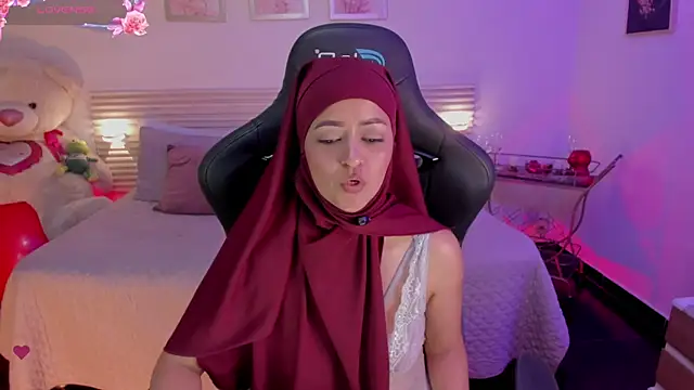 New_Arab_Kingdom's Live XXX Chat